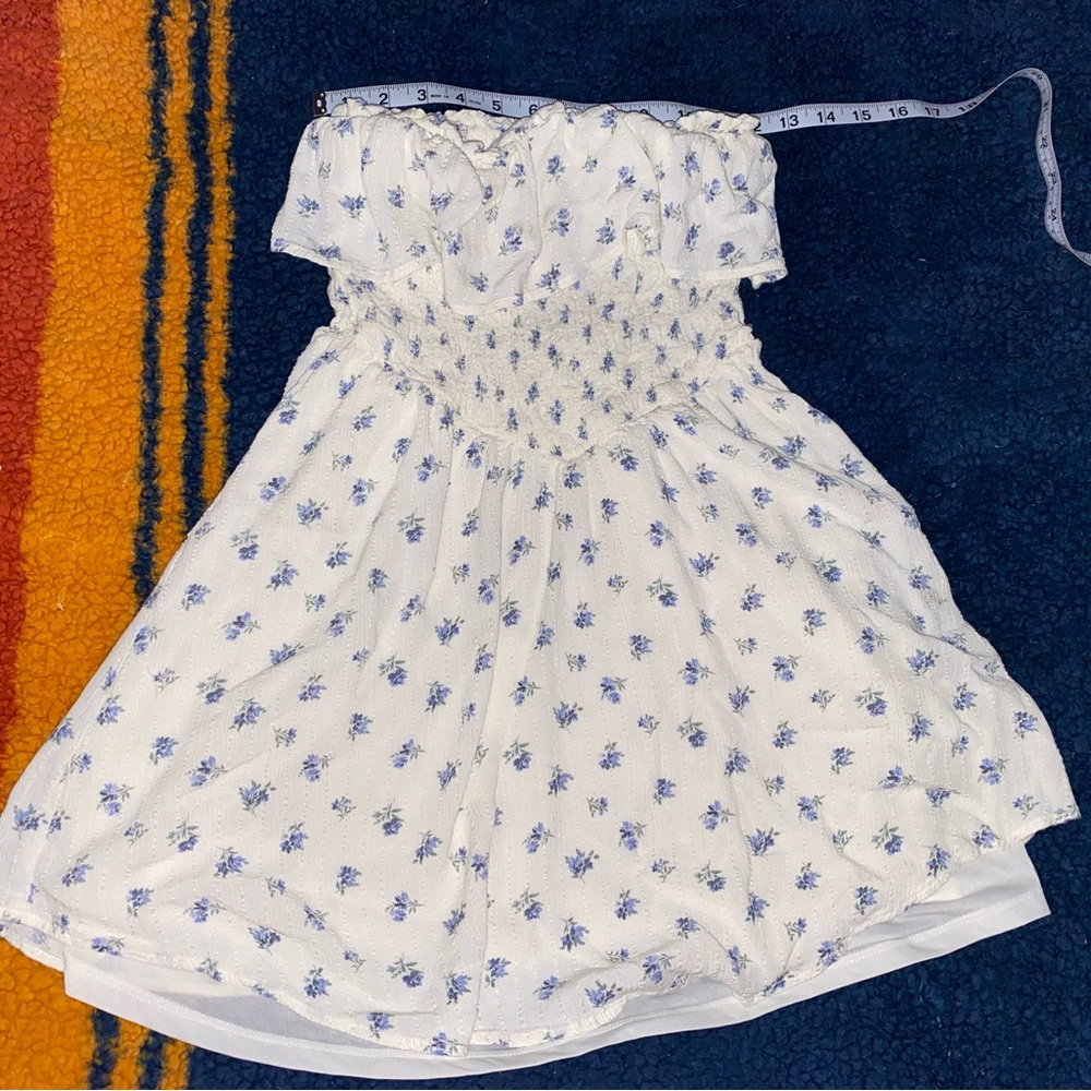 American Eagle Off White Floral Strapless Dress in size XS